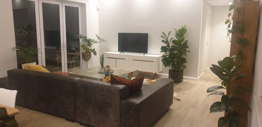 To Let 3 Bedroom Property for Rent in Loevenstein Western Cape